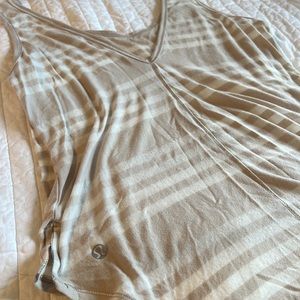Lululemon 🍋 v-back tissue tank 4